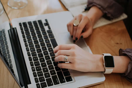 Blogger casino affiliate in Canada, UK and Europe.